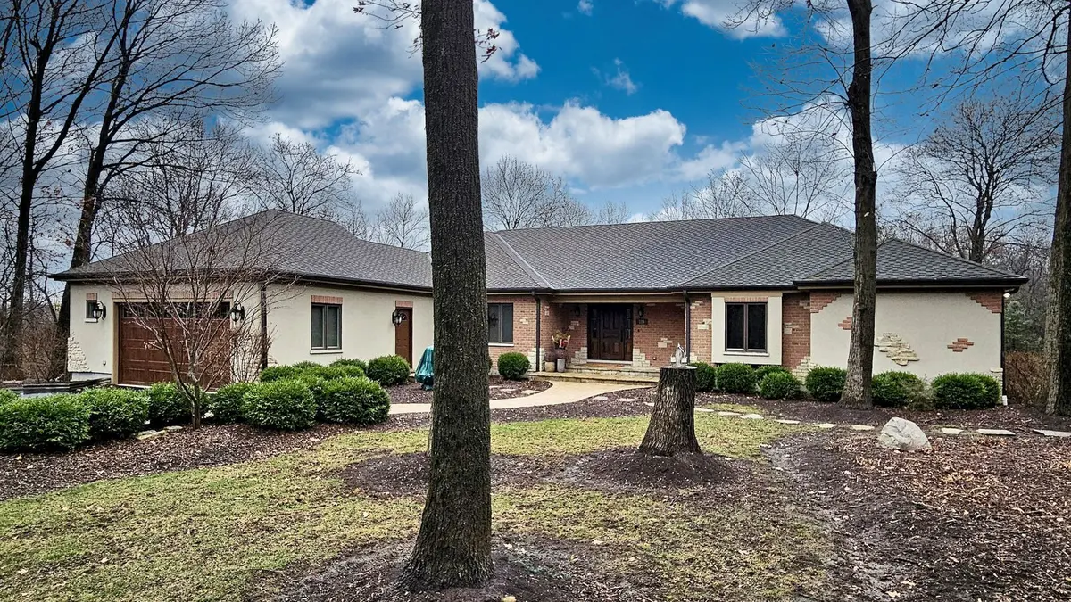 125 N RAINBOW RD, North Barrington, IL 60010