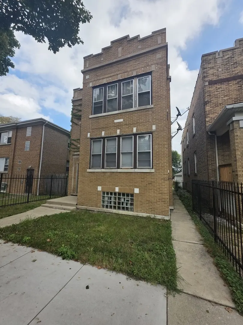 853 N Keeler AVE, Chicago, IL 60651