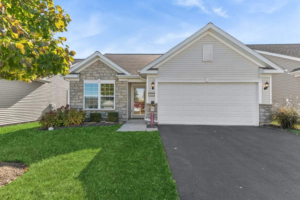 2920 Stoney Creek DR, Elgin, IL 60124