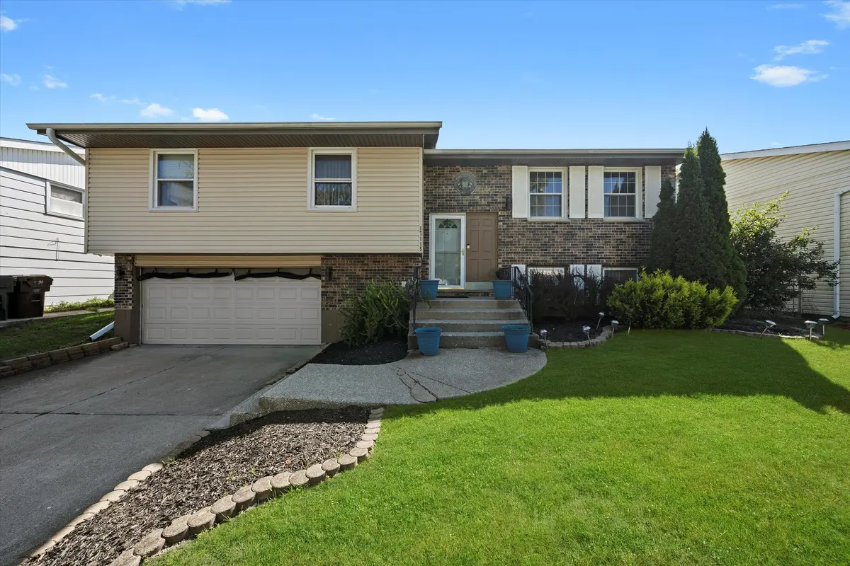 17115 Magnolia DR, Hazel Crest, IL 60429
