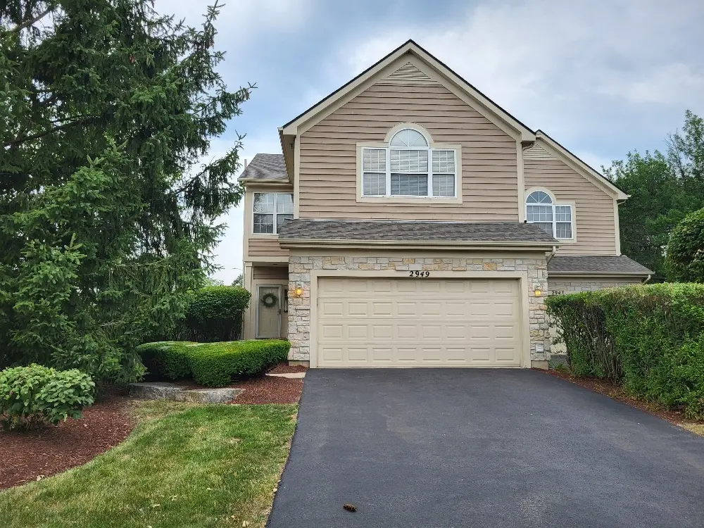 2949 BROSSMAN ST, Naperville, IL 60564
