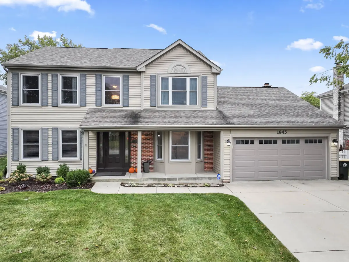 1845 Maryland DR, Elk Grove Village, IL 60007