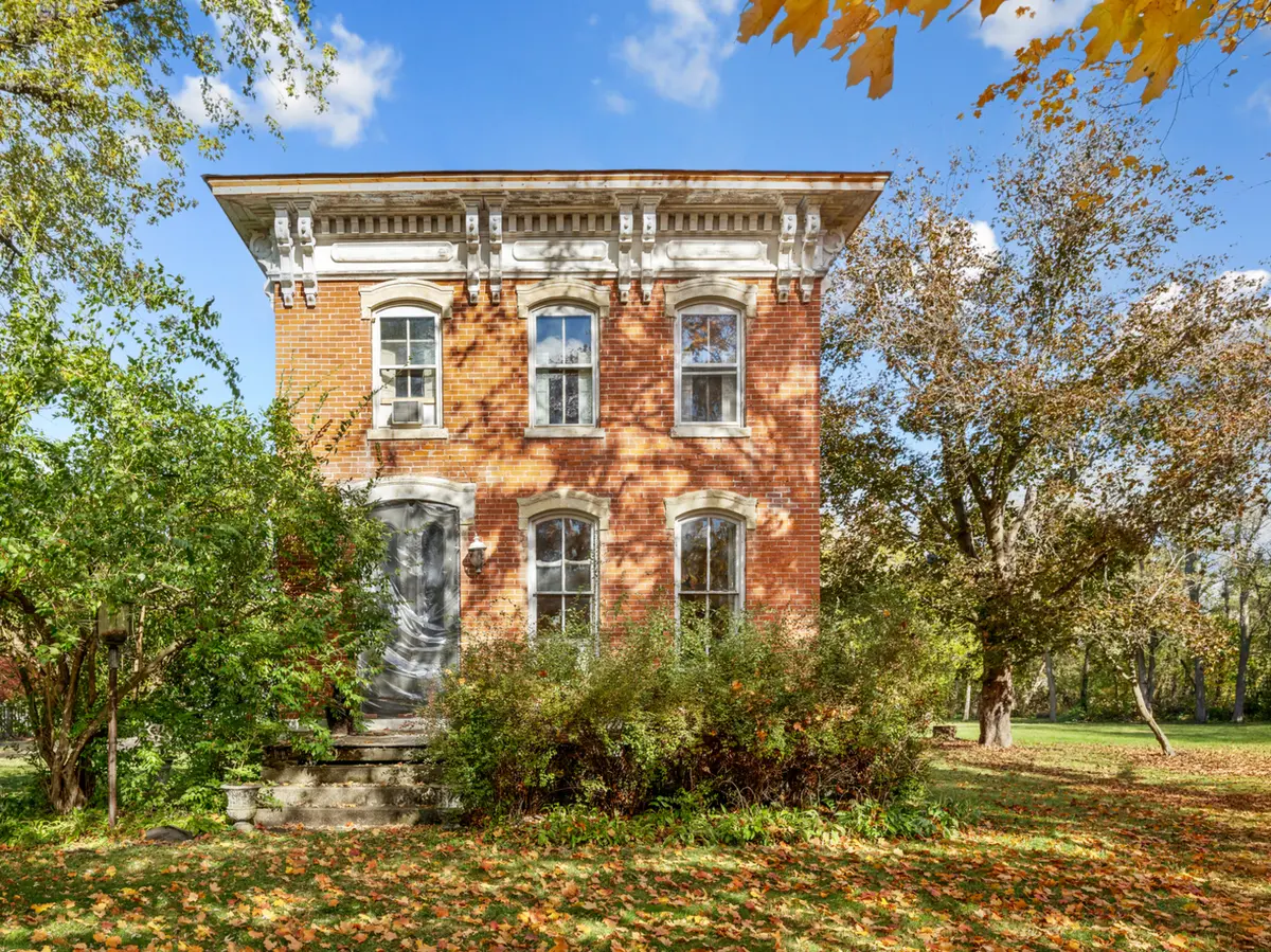 622 Telegraph ST, Marengo, IL 60152