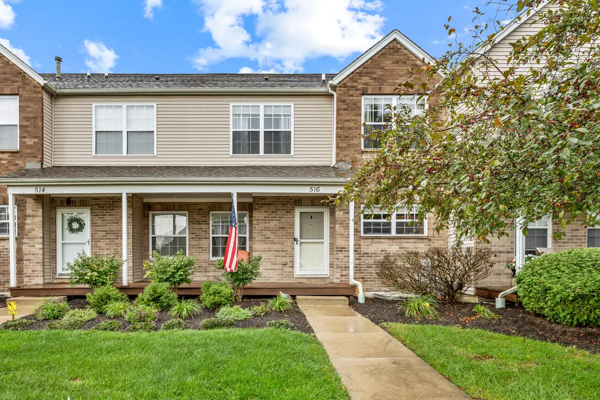 516 Clayton CIR #516, Sycamore, IL 60178