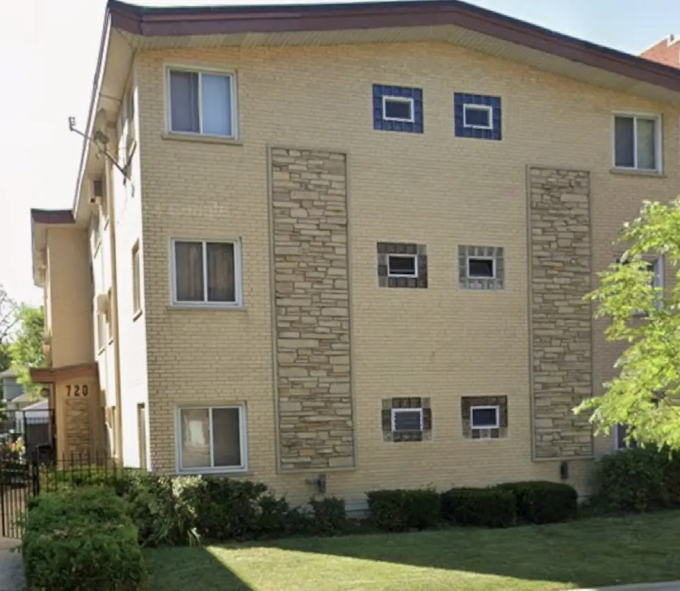 Address not disclosed, Oak Park, IL 60302