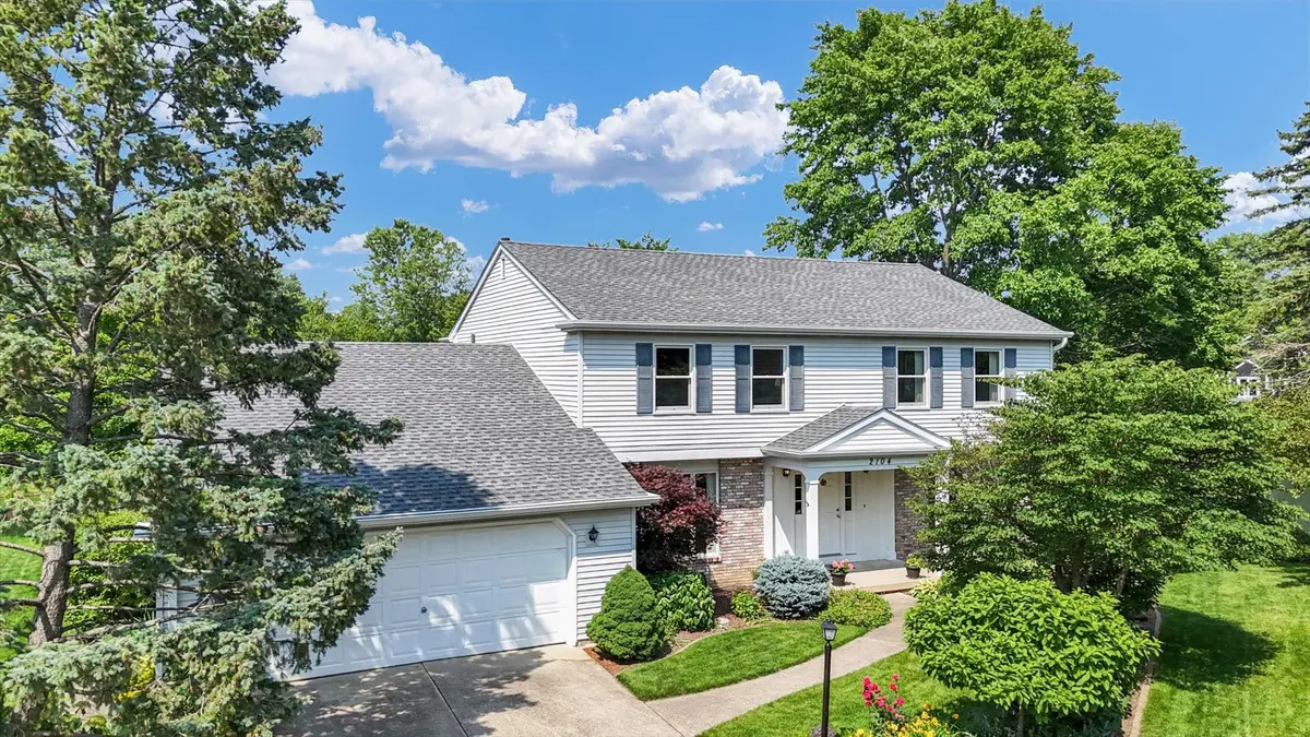 2104 Georgetown CIR, Champaign, IL 61821