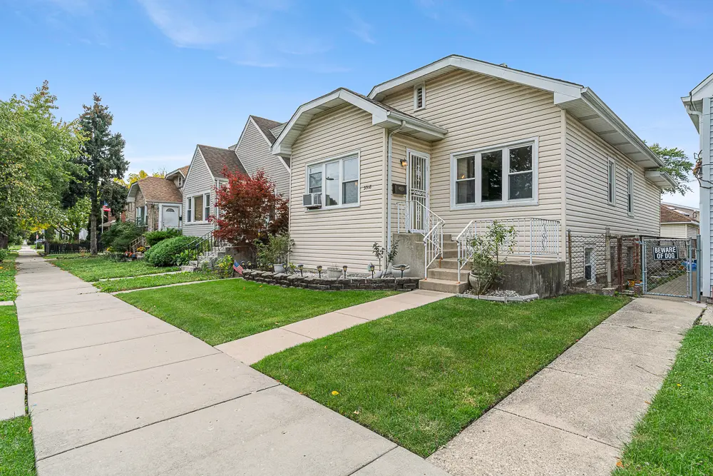 3518 N Odell AVE, Chicago, IL 60634