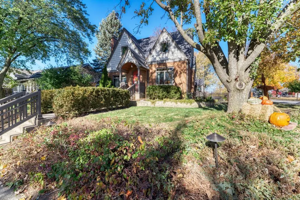 322 E Elm ST, Lombard, IL 60148