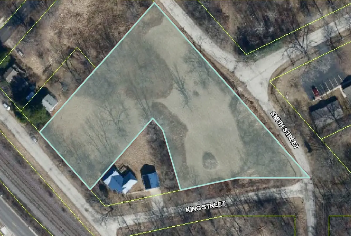 00 E Lake ST, Woodstock, IL 60098