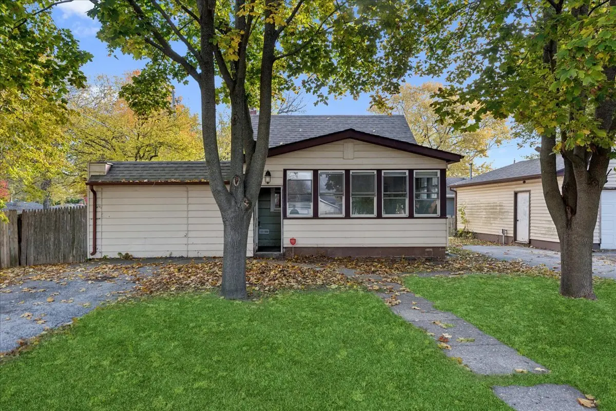 3305 Holdridge AVE, Zion, IL 60099
