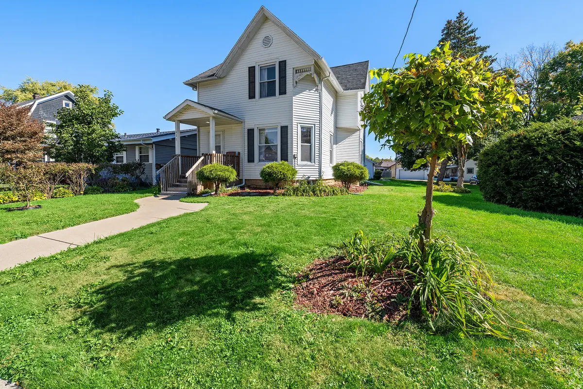 421 Franklin ST, Belvidere, IL 61008