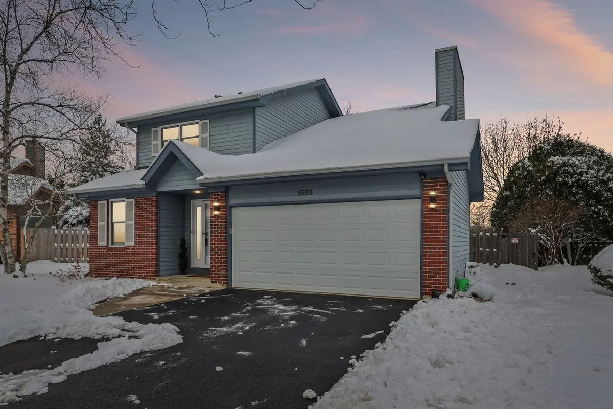 1556 Yew CT, Gurnee, IL 60031