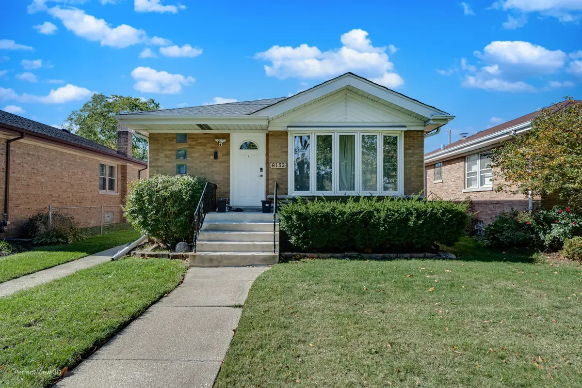 8152 N Ozark AVE, Niles, IL 60714