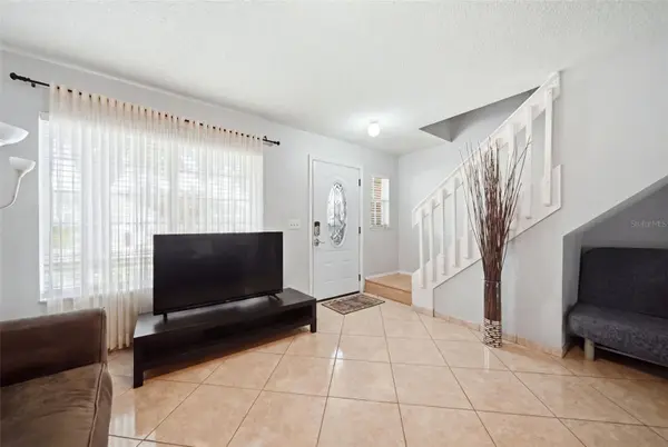 2448 PARSONS POND CIR, Kissimmee, FL 34743
