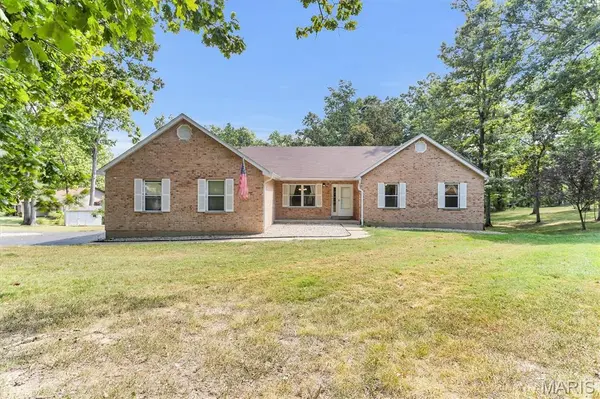 7167 Carriage Hills LN, Cedar Hill, MO 63016