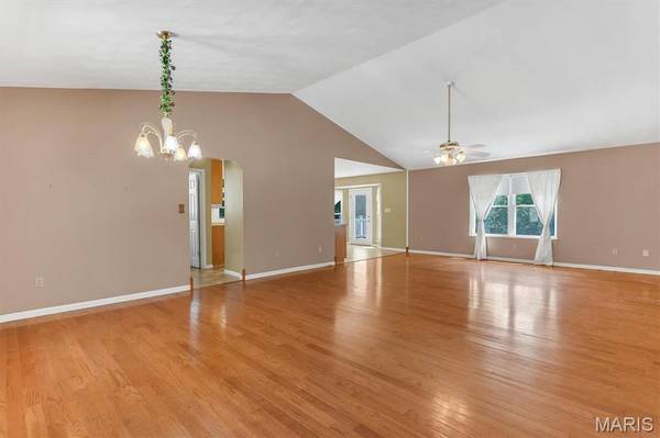 7167 Carriage Hills LN, Cedar Hill, MO 63016