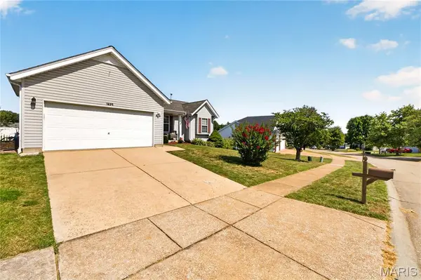 1659 Irish Sea, High Ridge, MO 63049