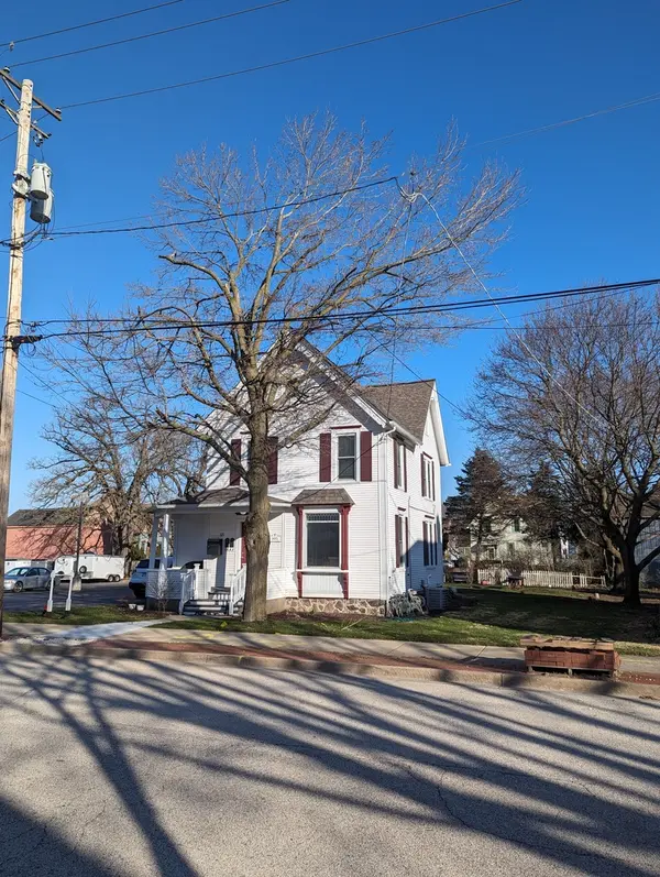 321 Jefferson ST, Algonquin, IL 60102