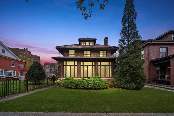 6943 S Euclid AVE, Chicago, IL 60649