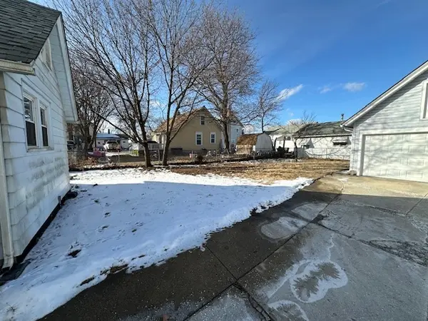 356 Franklin BLVD Elgin, IL 60120
