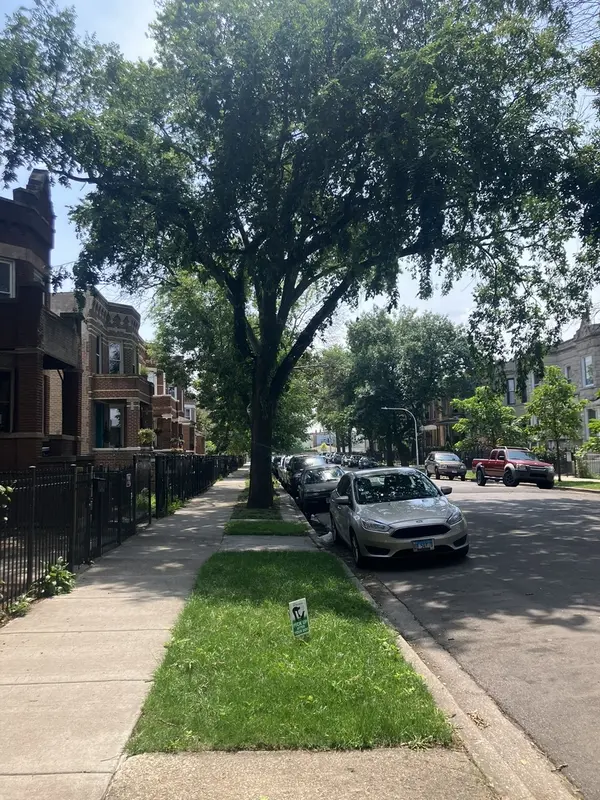 1349 N Ridgeway AVE, Chicago, IL 60651