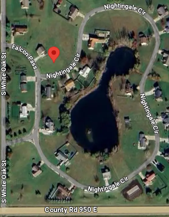 26 Nightingale CIR, Camargo, IL 61919