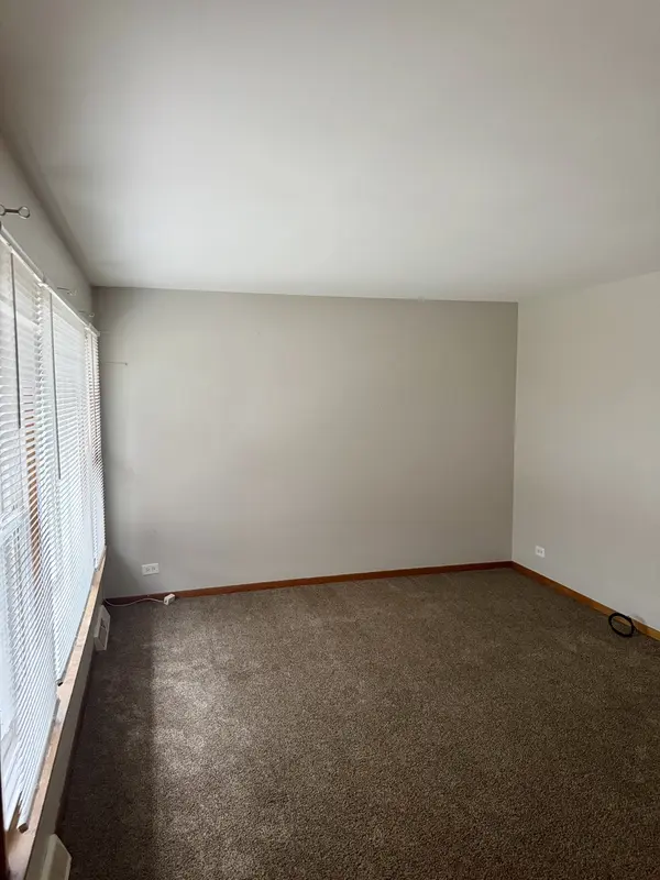 220 Westgate AVE, Chicago Heights, IL 60411