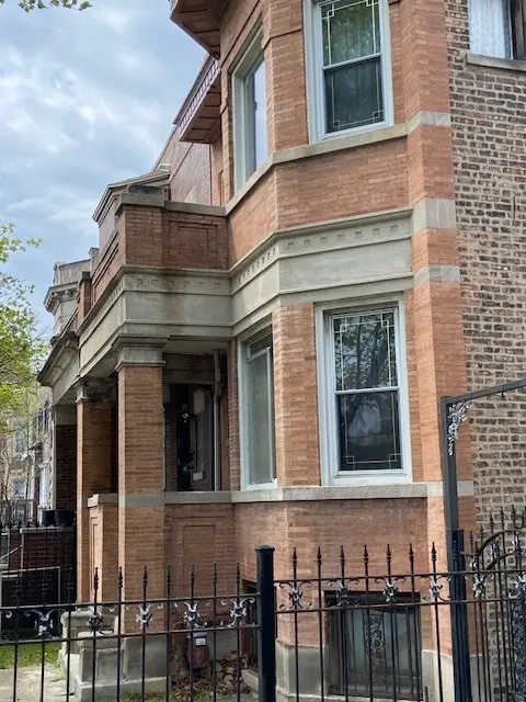 3544 W Congress Pkwy, Chicago, IL 60624