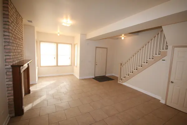 2942 W JACKSON BLVD, Chicago, IL 60612