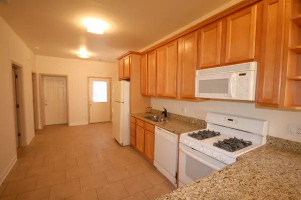 2942 W JACKSON BLVD, Chicago, IL 60612