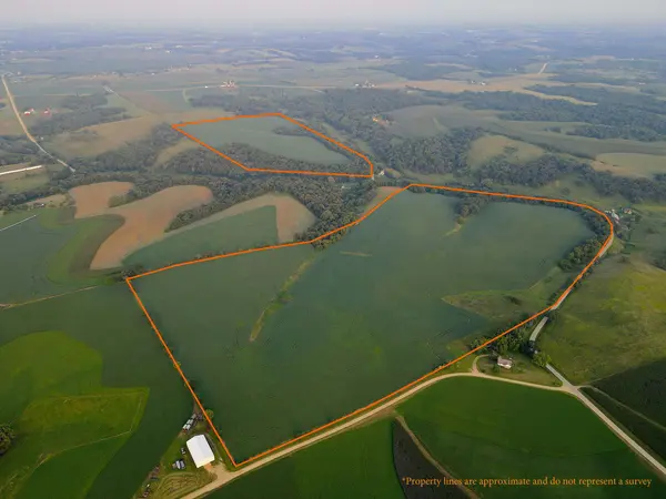 000 Sawmill RD, Blanchardville, WI 53516