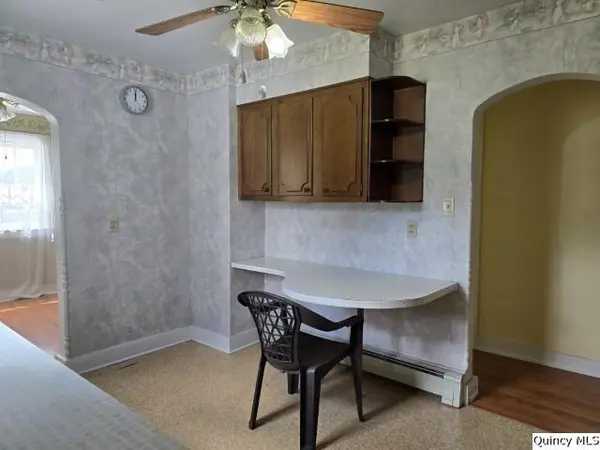 301 North ST, Augusta, IL 62311