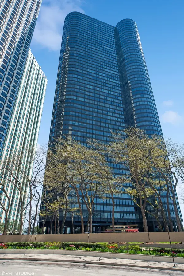 155 N HARBOR DR #610, Chicago, IL 60601