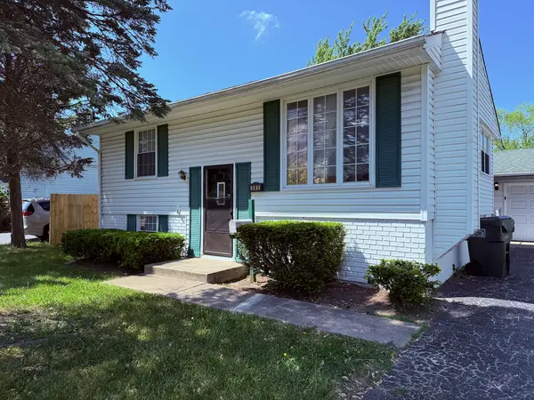 141 E Mulberry DR, Glenwood, IL 60425
