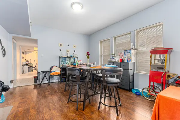 8453 S Colfax AVE, Chicago, IL 60617