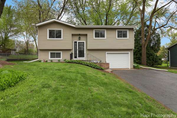 1113 Rolling Lane RD, Johnsburg, IL 60051