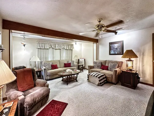 801 Saint Charles ST, Beaverville, IL 60912
