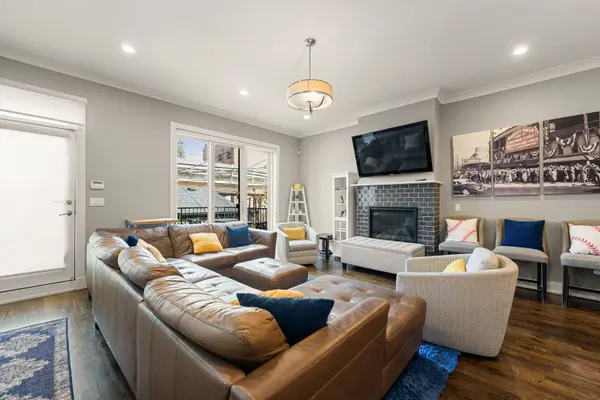 3541 N Sheffield AVE #1, Chicago, IL 60657