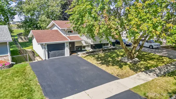 3416 Winhaven DR, Waukegan, IL 60087