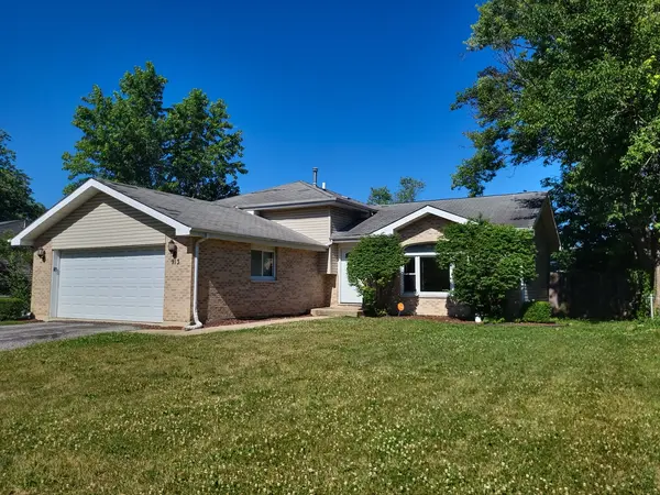 913 Dartmouth AVE, Matteson, IL 60443