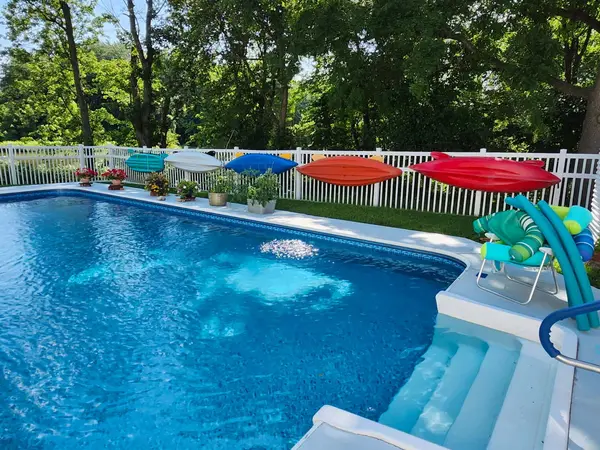 309 S Bridge ST, Aroma Park, IL 60910