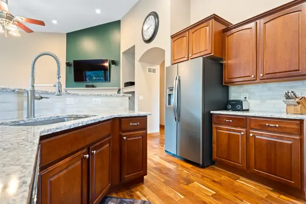 11231 Fitzgerald LN, Huntley, IL 60142
