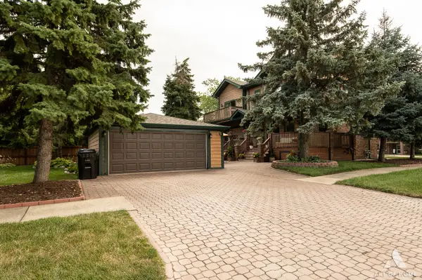 7801 S Thomas AVE, Bridgeview, IL 60455