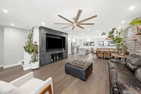 9 N Lavergne AVE, Northlake, IL 60164