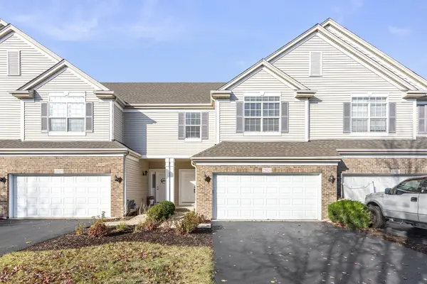 23927 Mcmullin CIR, Plainfield, IL 60586