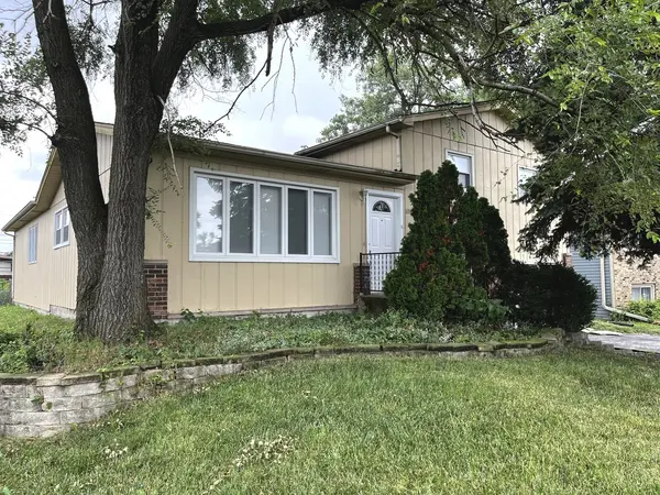 16101 DEBRA DR, Oak Forest, IL 60452