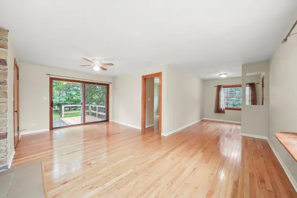 115 EASTWOOD AVE, Port Barrington, IL 60010