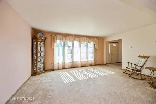 10737 Long ST, Oak Lawn, IL 60453