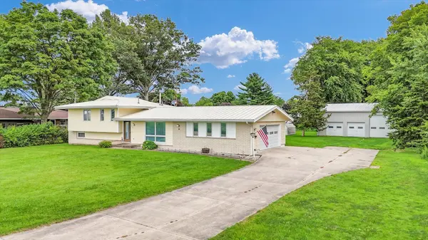 811 E ST RT 133 ST, Arcola, IL 61910
