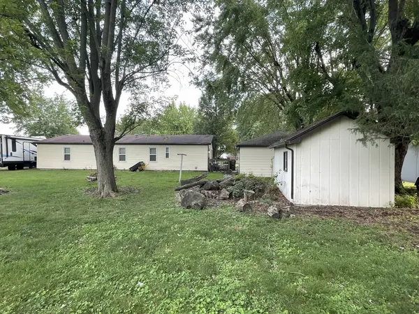 209 E North ST, Gardner, IL 60424